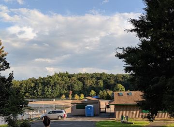 virginia/charlottesville/attraction/chris-greene-lake-park