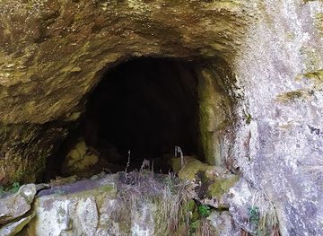 italy/sicily/attraction/grotta-intraleo