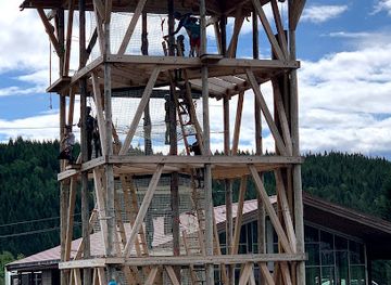 norway/more-og-romsdal/attraction/hoyt-lavt-molde