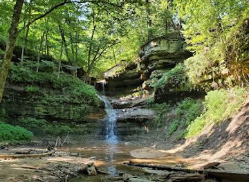 wisconsin/chippewa-valley/attraction/devil-s-punchbowl-preserve