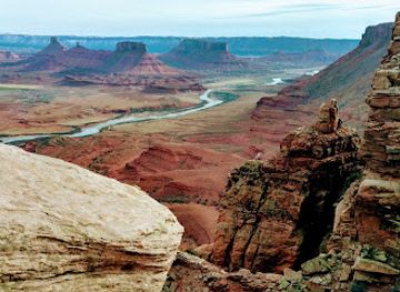 utah/book-cliffs/attraction/dome-plateau-overlook
