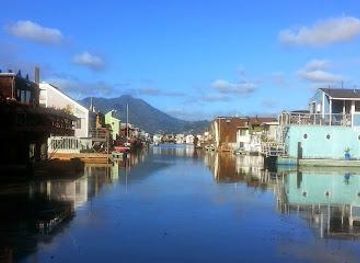 california/castro-valley/attraction/sausalito-wooden-boat-tour