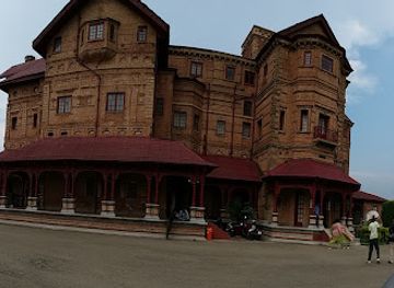 india/jammu/attraction/amar-mahal-museum-and-library