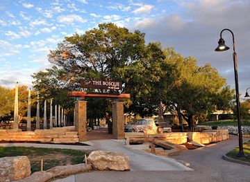 texas/san-angelo/attraction/the-bosque-along-the-concho-river