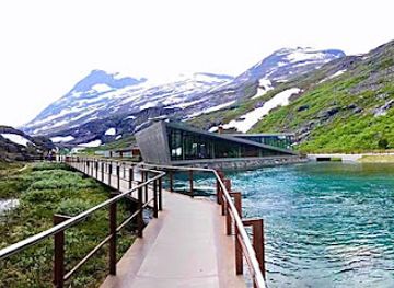 norway/more-og-romsdal/attraction/trollstigen