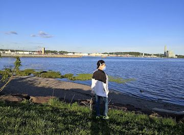 connecticut/new-haven/attraction/long-wharf-park