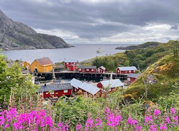 norway/lofoten-islands/attraction/nusfjord-lighthouse