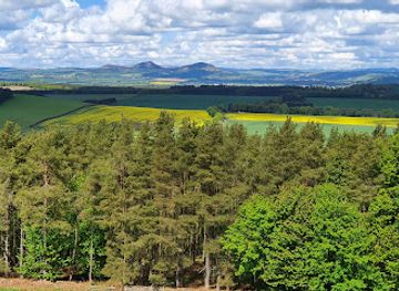 united-kingdom/roxburghshire/landmark/waterloo-monument