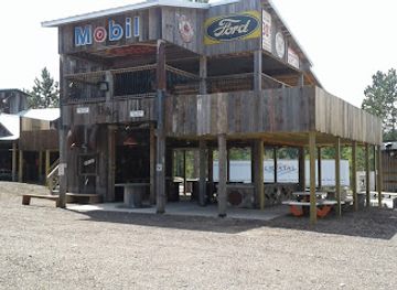 wisconsin/southeast-wisconsin/attraction/bonnie-clyde-gangster-park