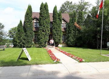 canada/central-canada/attraction/john-and-olive-diefenbaker-museum