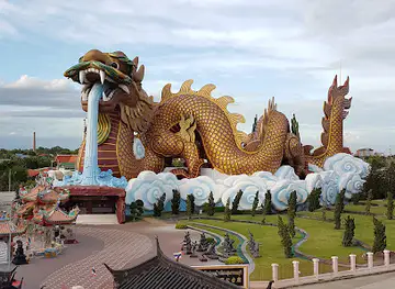 Dragon Paradise Park Suphanburi
