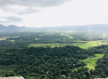 sri-lanka/kurunegala-district/attraction/bread-rock
