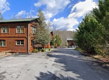 tennessee/great-smoky-mountains-national-park/attraction/great-smoky-mountain-tennessee