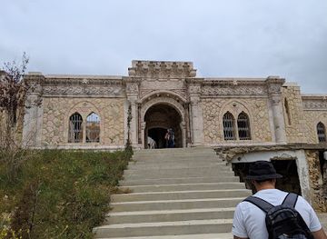 lebanon/jezzine-district/attraction/farid-serhal-museum