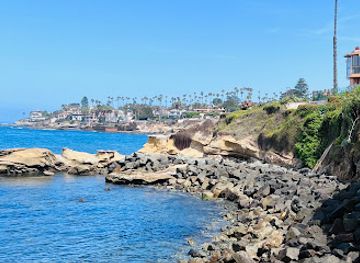 california/san-diego/la-jolla/attraction/concrete-steps-to-the-beach