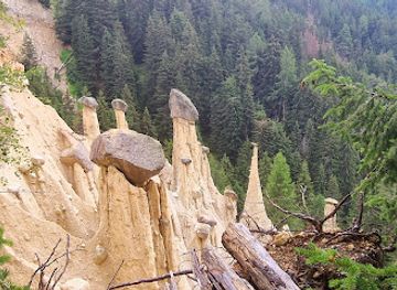 italy/alta-via-1/attraction/erdpyramiden-von-platten-percha