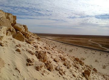 tunisia/the-djerid/attraction/gour-beni-mzab-dune-range