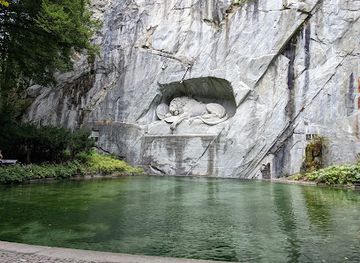 switzerland/lucerne/pilatus/attraction/lion-monument