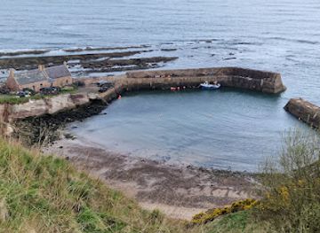 united-kingdom/sutherland/attraction/cove-harbour