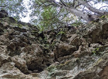 michigan/mackinac-island/attraction/eagle-point-cave