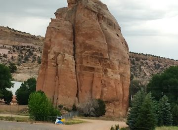 arizona/red-rock-country/attraction/navajo-nation-zoo-dine-bikeyah-binaaldeehii-doo-chil-danilinidi