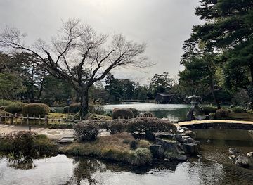 japan/kanazawa/kanazawa-castle-park/attraction/kenrokuen-garden-katsurazaka-gate