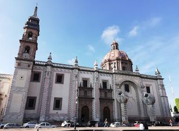 mexico/queretaro/attraction/templo-de-santa-rosa-de-viterbo
