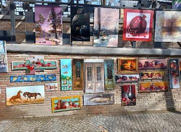 georgia/mtskheta/attraction/dry-bridge-market