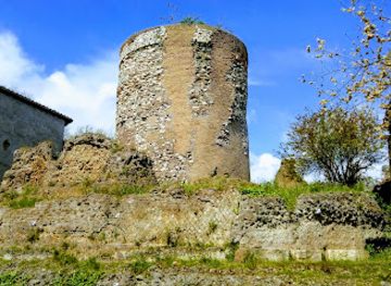 italy/via-francigena/attraction/sepolcro-di-priscilla