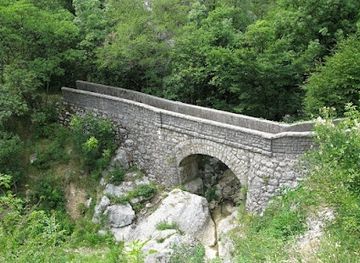 croatia/gorski-kotar/attraction/mostic-iznad-draskog-potoka