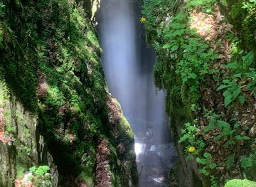 romania/bihor-mountains/attraction/focul-viu-glacier-cave