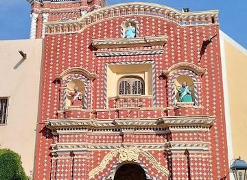 mexico/puebla/attraction/templo-de-santa-maria-tonantzintla