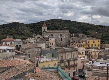italy/sicily/attraction/piazza-lauria