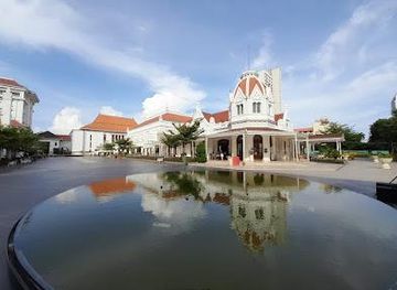 indonesia/surabaya/attraction/surabaya-youth-center