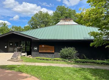iowa/dutch-heritage-area/attraction/eb-lyons-interpretive-center