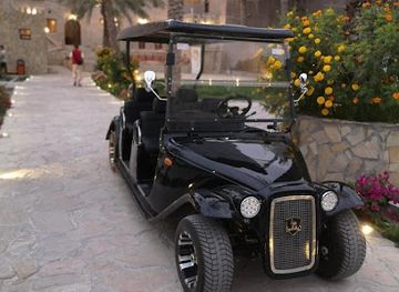 oman/ad-dakhiliyah-governorate/attraction/nizwa-tourism-carts