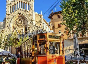 spain/palma-de-mallorca/attraction/soller