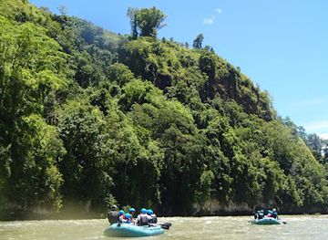 philippines/cagayan-de-oro/attraction/cdo-white-water-rafting