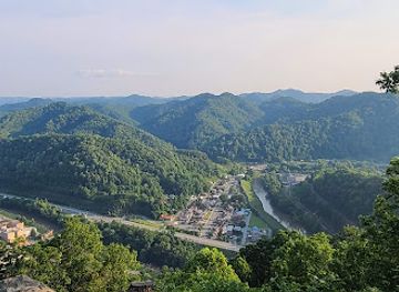 west-virginia/hatfield-mccoy-mountains/attraction/hatfield-mccoy-trails