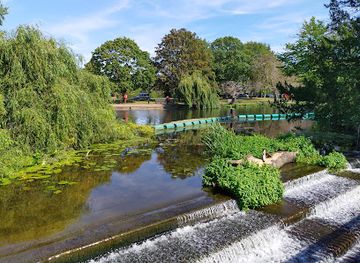 united-kingdom/bedfordshire/attraction/russell-park