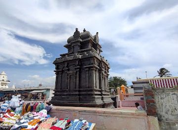 india/kanyakumari/attraction/triveni-sangamam