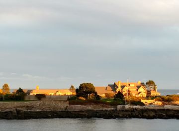maine/biddeford/attraction/blowing-cave-park