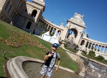 france/marseille/le-cours-julien/attraction/legendes-d-animaux