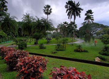 Royal Botanic Gardens