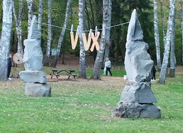 france/auvergne-volcanoes/attraction/parc-de-la-source