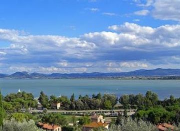 italy/montepulciano/attraction/lago-trasimeno