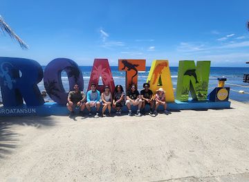 honduras/roatan/attraction/charlie-s-roatan-tours