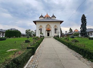 romania/ilfov/attraction/cernica-monastery