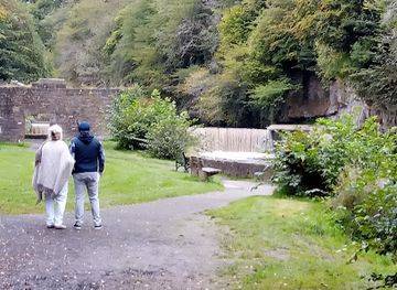 united-kingdom/west-lothian/attraction/cramond-falls