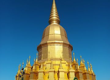 thailand/northeastern-thailand-isan/attraction/wat-puttha-wanaram-wat-pa-wang-nam-yen